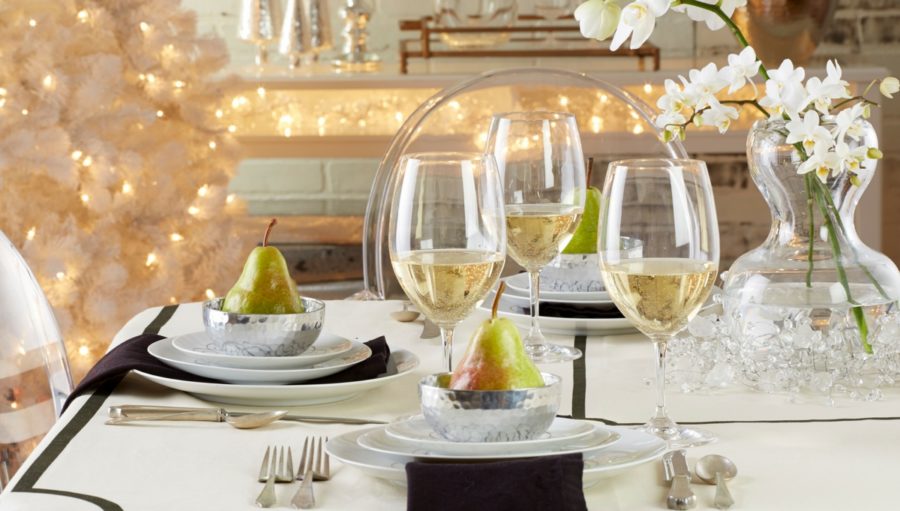 Your Guide to Hosting the Holidays in Style