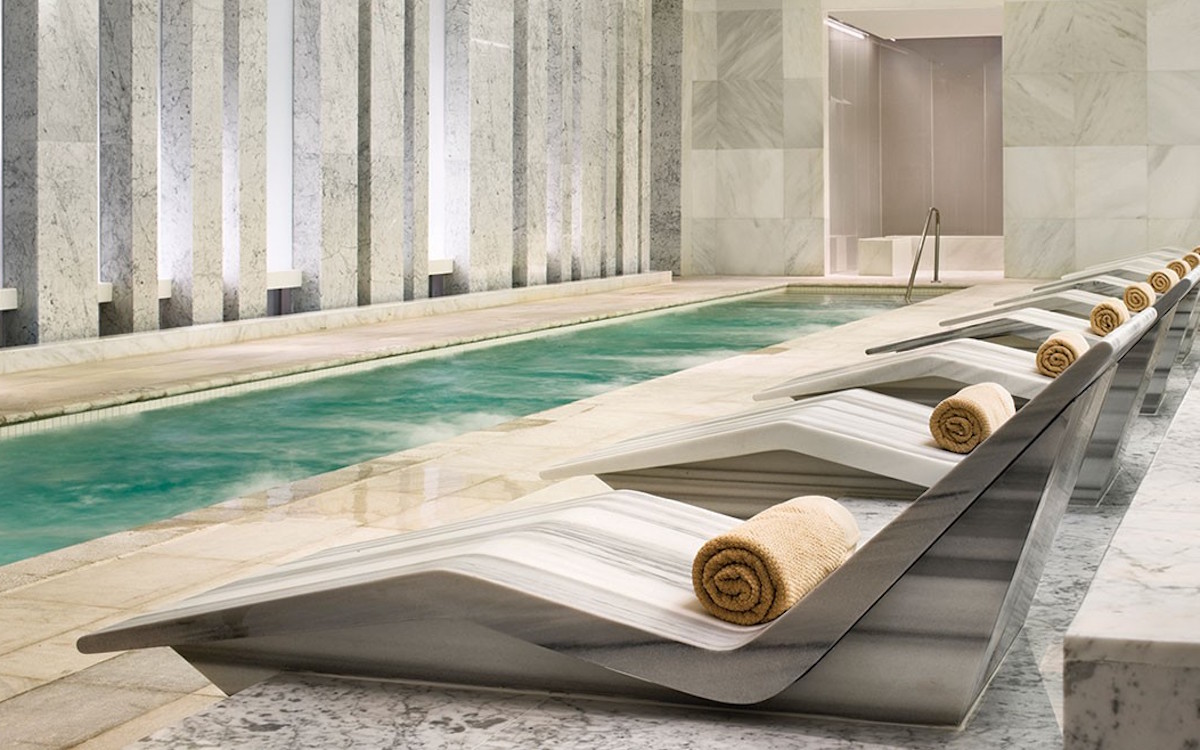 The World’s Best: Hydrotherapy Spas
