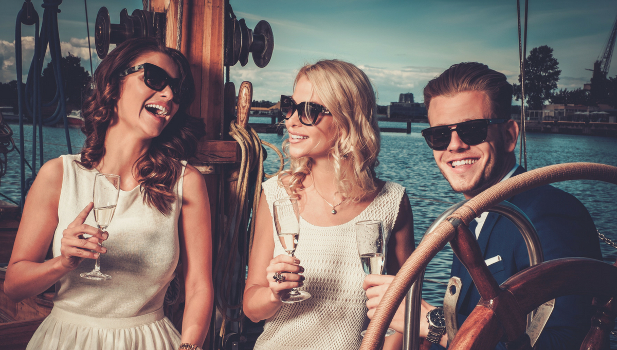 Summer Fashions for The Yacht Club | Fashion.Luxury