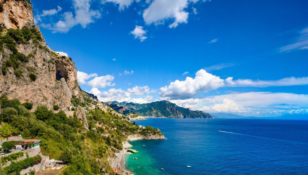 A Guide to Beaches on the Amalfi Coast
